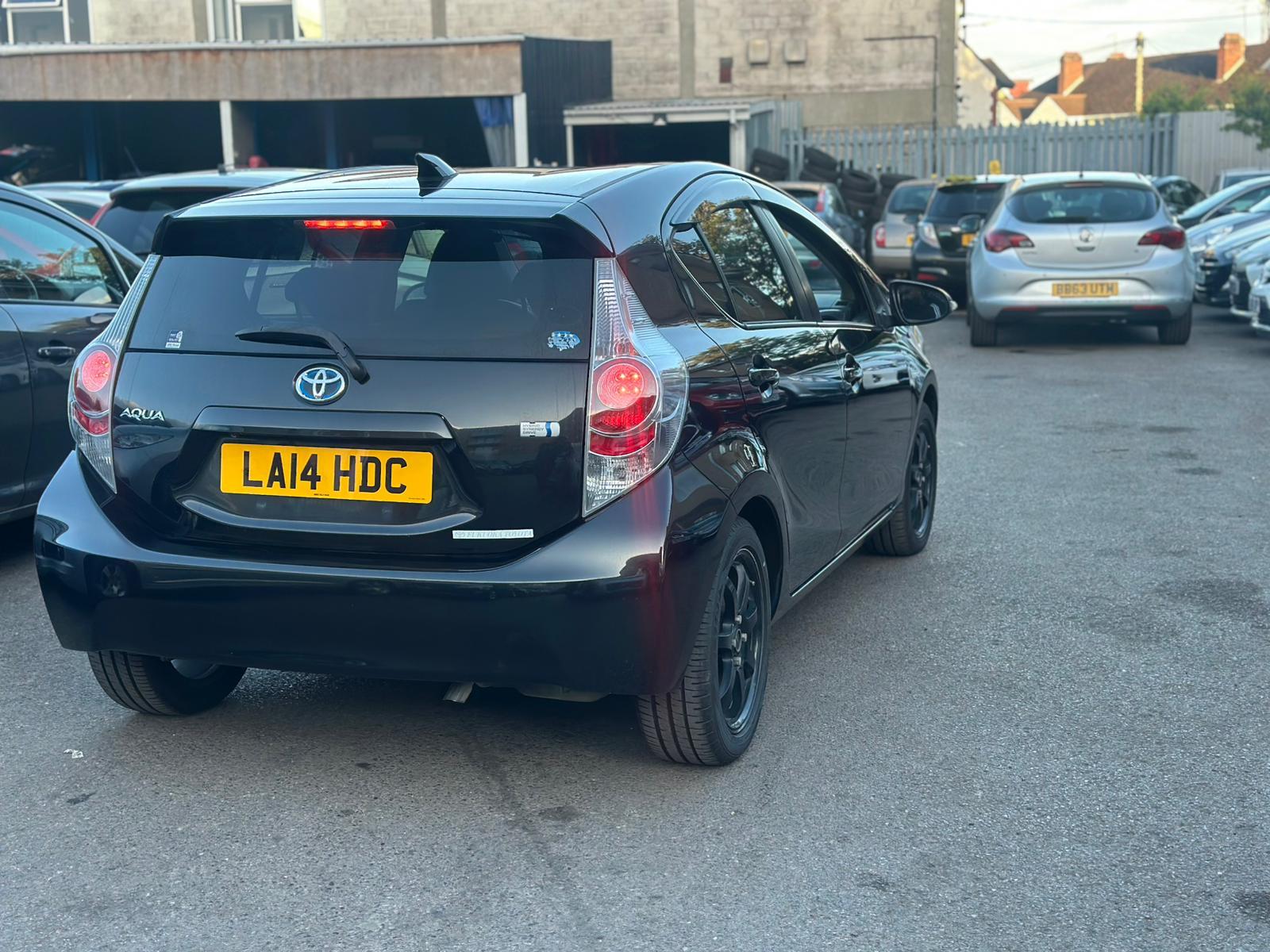 Toyota Yaris 1.5 VVT-h Icon Hatchback 5dr Petrol Hybrid E-CVT Euro 6 (Safety Sense) (101 ps)