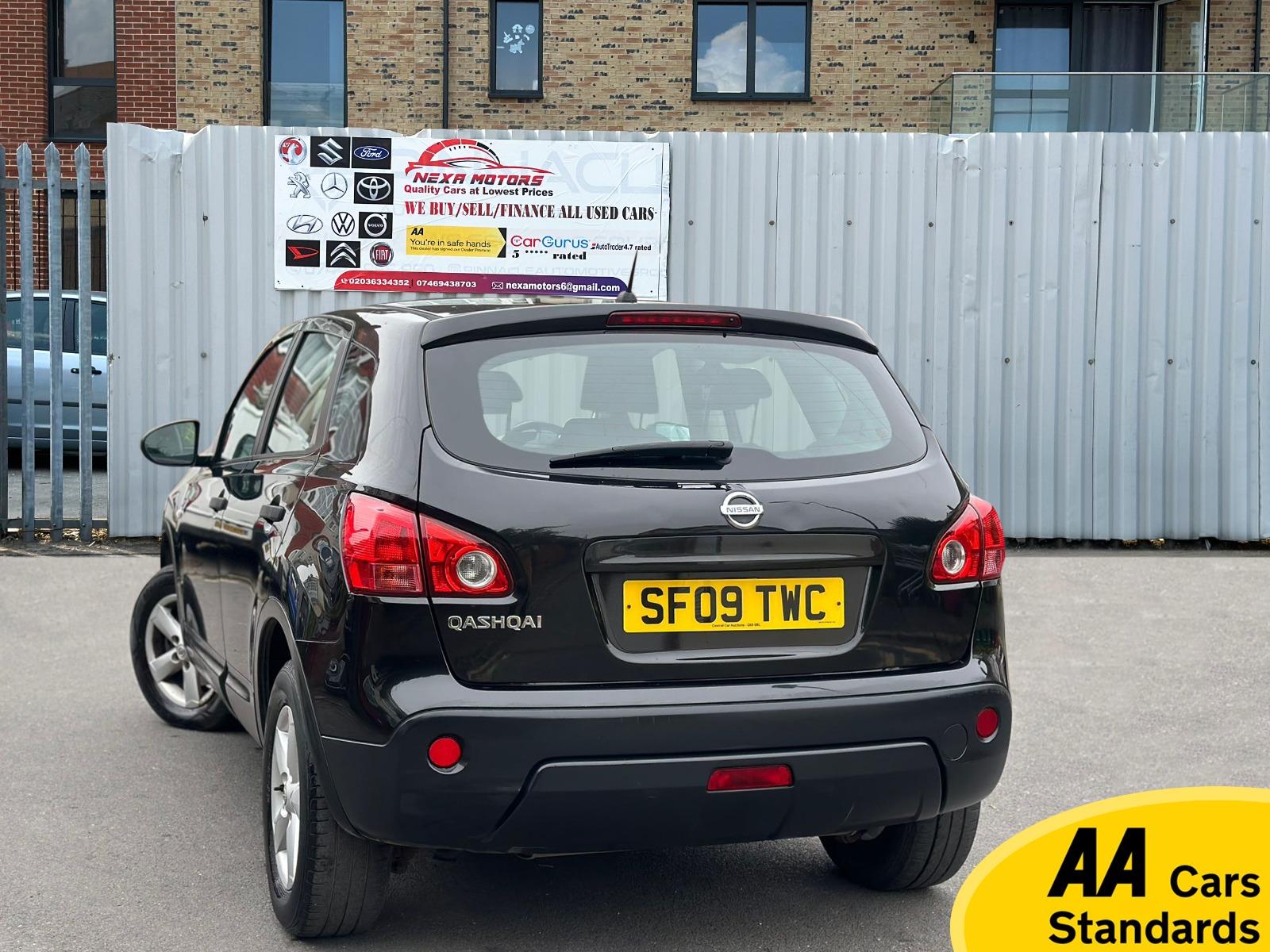 Nissan Qashqai 1.6 Visia Hatchback 5dr Petrol Manual 2WD (159 g/km, 113 bhp)