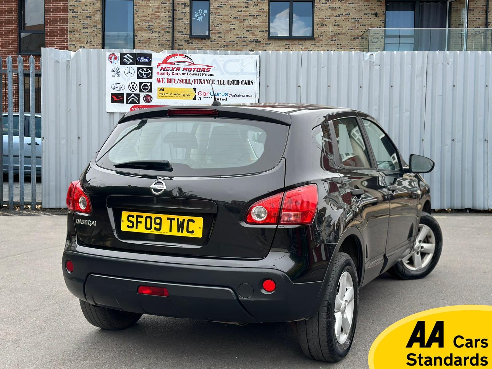 Nissan Qashqai 1.6 Visia Hatchback 5dr Petrol Manual 2WD (159 g/km, 113 bhp)