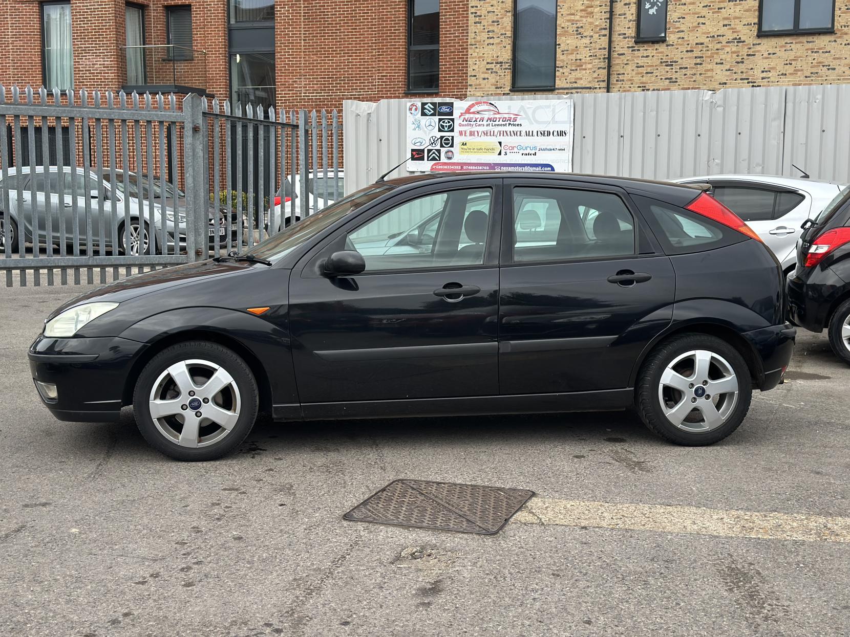 Ford Focus 1.6i 16v Edge Hatchback 5dr Petrol Manual (165 g/km, 99 bhp)