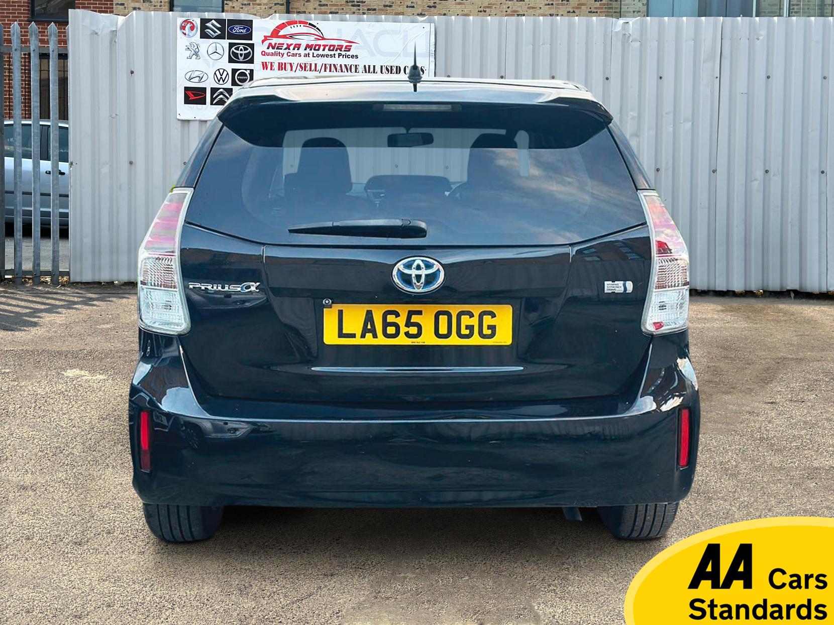 Toyota Prius 1.8 VVT-h Active Hatchback 5dr Petrol Hybrid CVT Euro 6 (s/s) (122 ps)