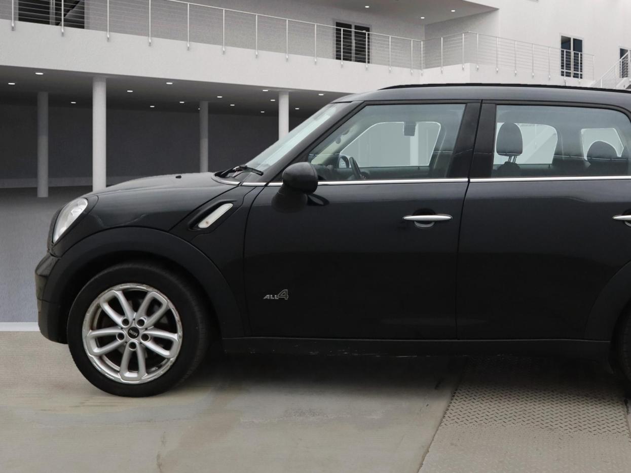 MINI Countryman 2.0 Cooper D SUV 5dr Diesel Auto ALL4 Euro 5 (112 ps)