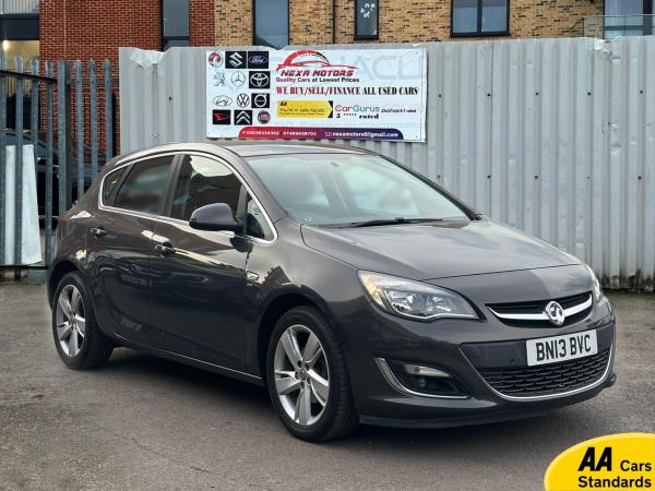 Vauxhall Astra 1.6 16v SRi Hatchback 5dr Petrol Auto Euro 5 (115 ps)