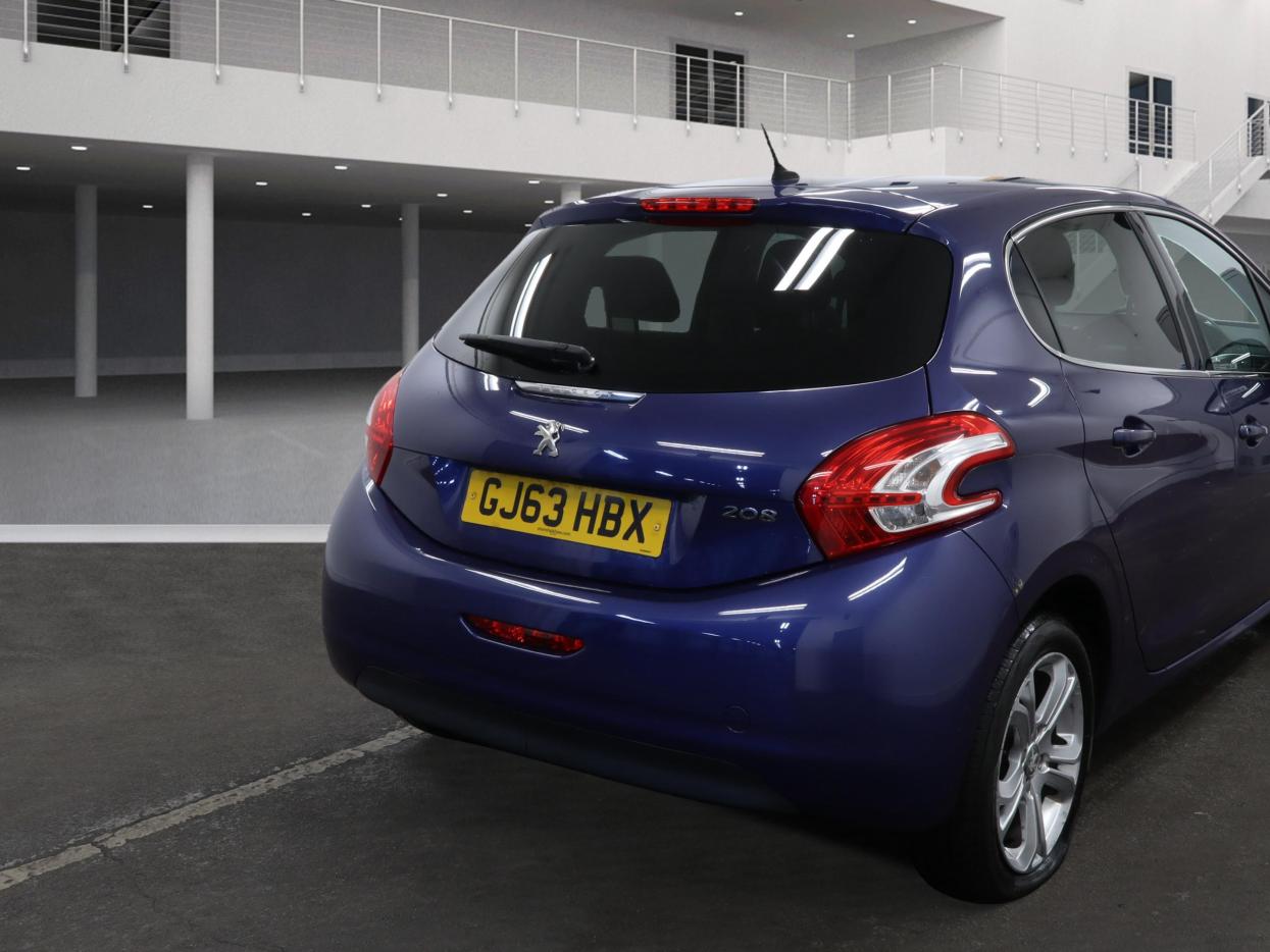 Peugeot 208 1.2