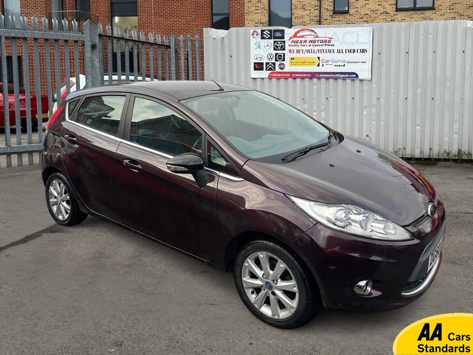 Ford Fiesta 1.4 Zetec Hatchback 5dr Petrol Automatic (154 g/km, 94 bhp)
