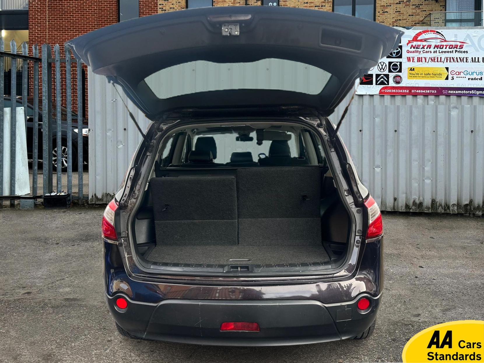 Nissan Qashqai+2 2.0 360 SUV 5dr Petrol CVT 4WD Euro 5 (140 ps)