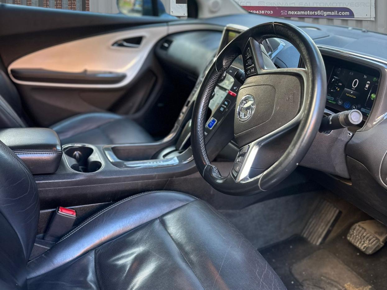 Vauxhall Ampera Electron Hatchback 5dr Petrol Plug-in Hybrid Auto Euro 5 (Range Extender) (150 ps)