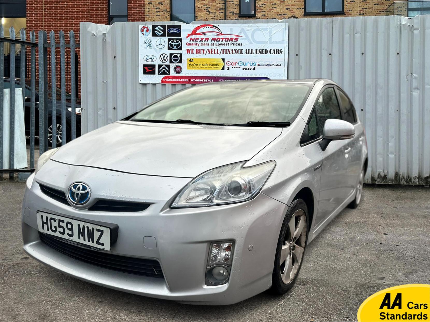 Toyota Prius 1.8 VVT-h T Spirit Hatchback 5dr Petrol Hybrid CVT Euro 5 (s/s) (136 ps)