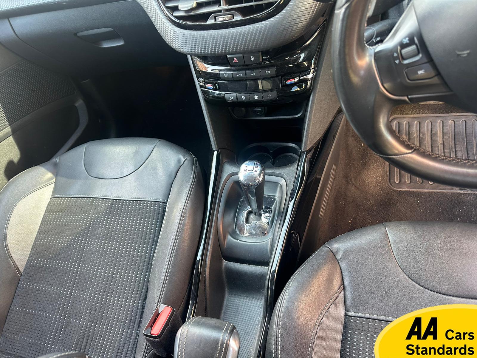 Peugeot 2008 1.6 e-HDi Allure SUV 5dr Diesel EGC Euro 5 (s/s) (92 ps)