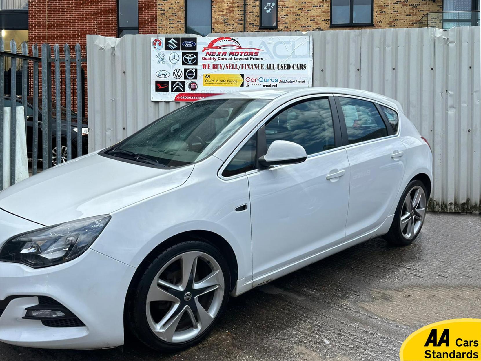 Vauxhall Astra 1.4T 16v Limited Edition Hatchback 5dr Petrol Manual Euro 5 (140 ps)