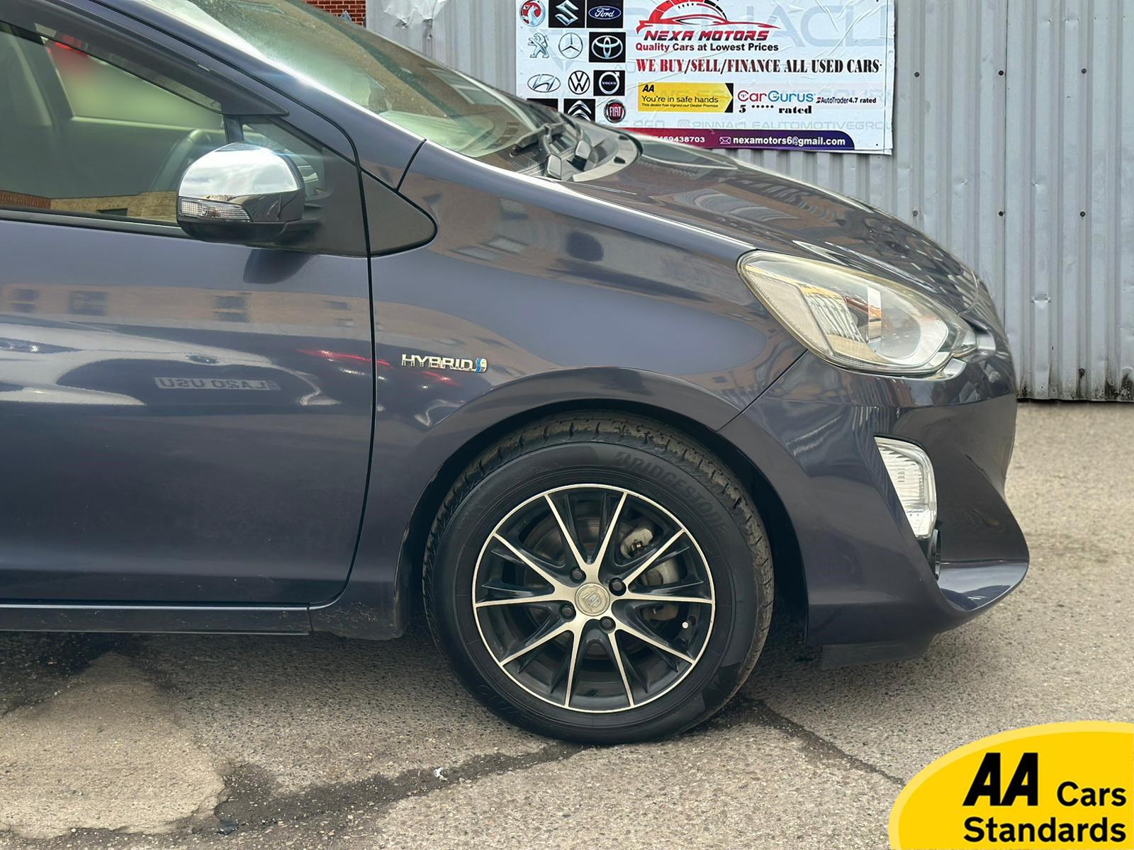 Toyota Yaris 1.5 VVT-h Design Hatchback 5dr Petrol Hybrid E-CVT Euro 6 (101 ps)