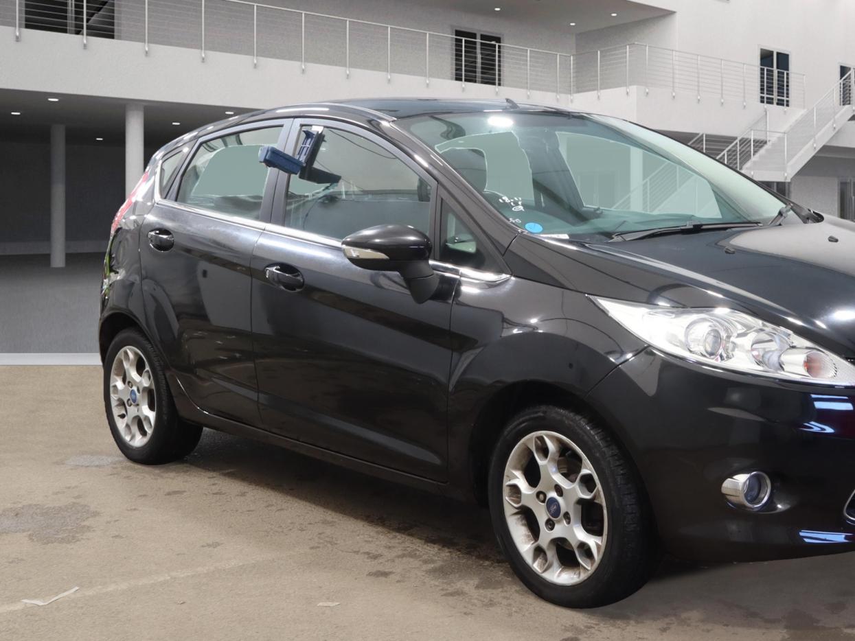 Ford Fiesta 1.4 Zetec Hatchback 5dr Petrol Automatic (154 g/km, 94 bhp)