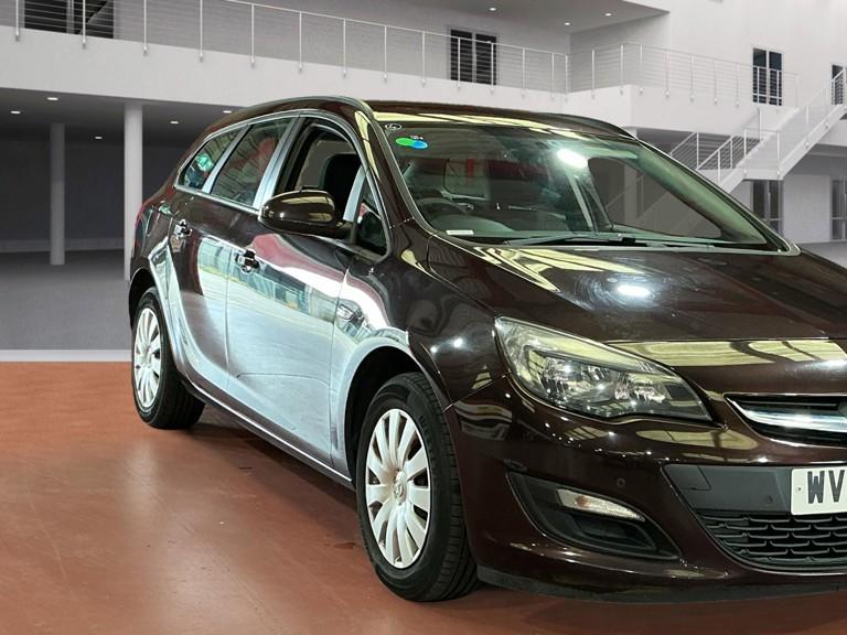 Vauxhall Astra 1.6 16V Exclusiv Sports Tourer 5dr Petrol Auto Euro 5 (115 ps)