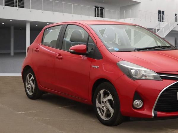 Toyota Yaris 1.5 VVT-h Icon Hatchback 5dr Petrol Hybrid E-CVT Euro 6 (101 ps)