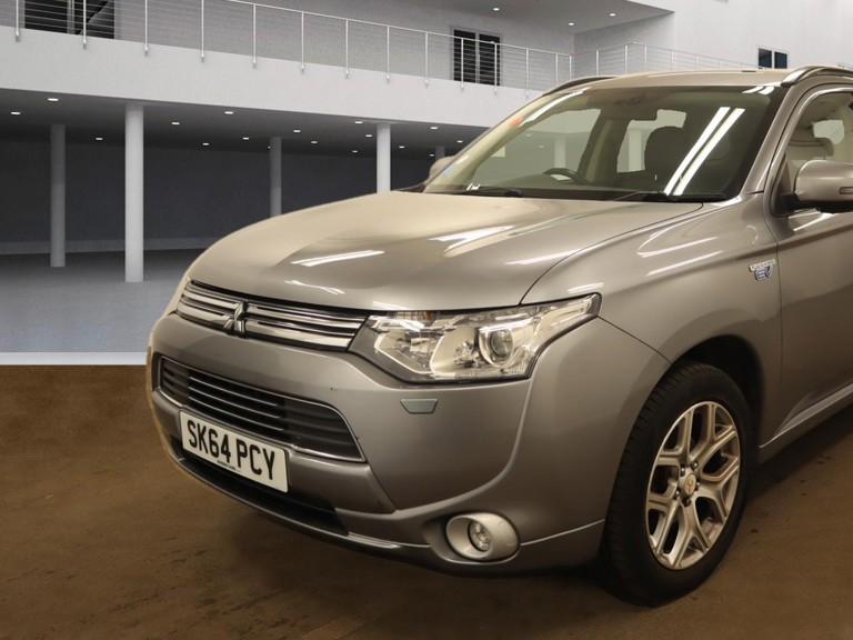 Mitsubishi Outlander 2.0h 12kWh GX4h SUV 5dr Petrol Plug-in Hybrid CVT 4WD Euro 5 (s/s) (200 ps)