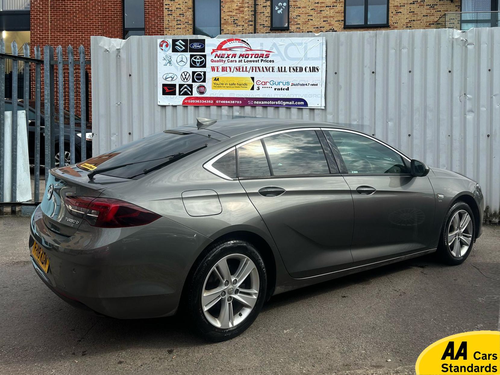 Vauxhall Insignia 1.6 Turbo D ecoTEC BlueInjection SRi Nav Grand Sport 5dr Diesel Manual Euro 6 (s/s) (136 ps)