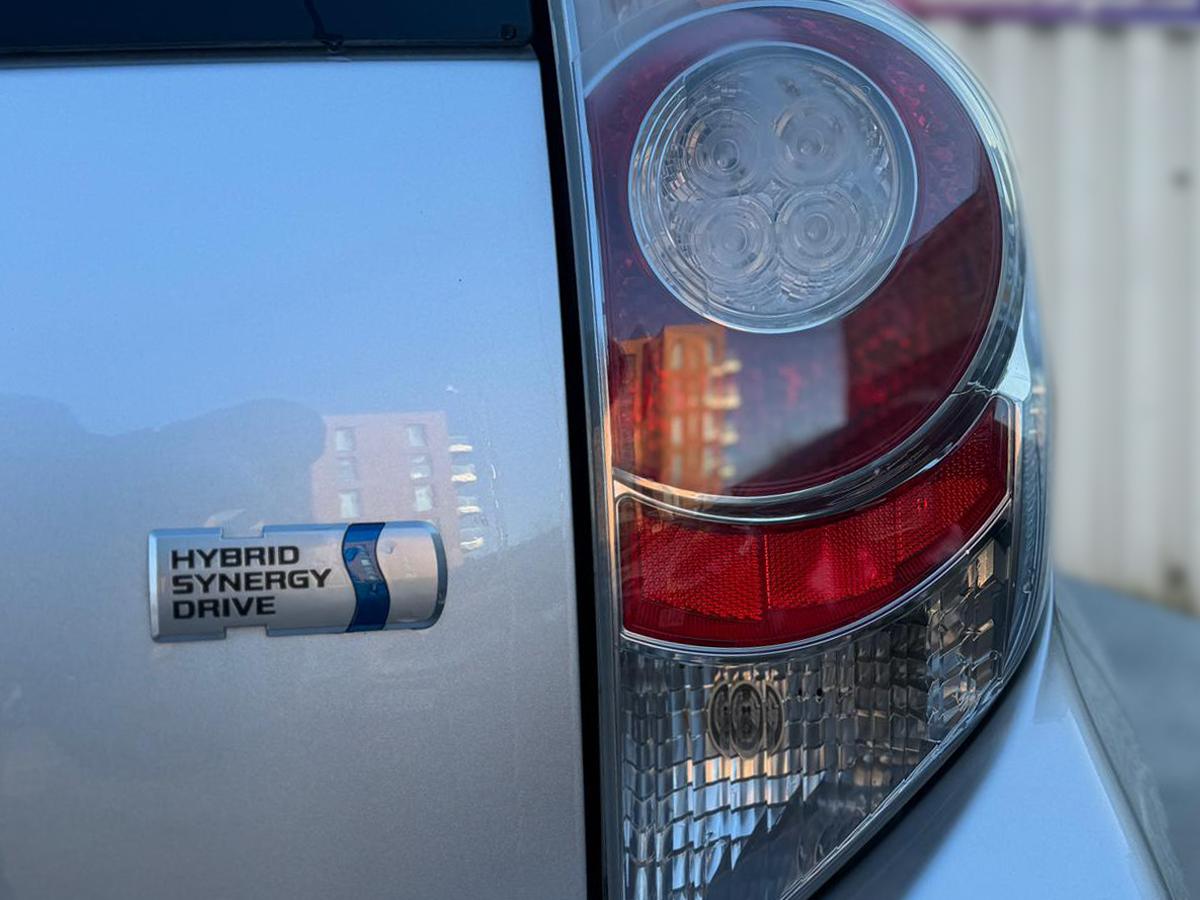 Toyota Yaris 1.5 VVT-h Icon Hatchback 5dr Petrol Hybrid E-CVT Euro 6 (101 ps)