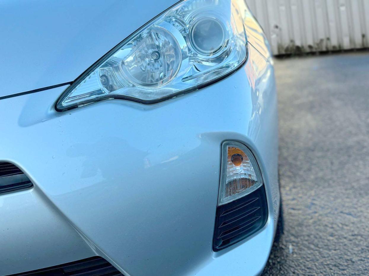 Toyota Yaris 1.5 VVT-h Icon Hatchback 5dr Petrol Hybrid E-CVT Euro 6 (101 ps)