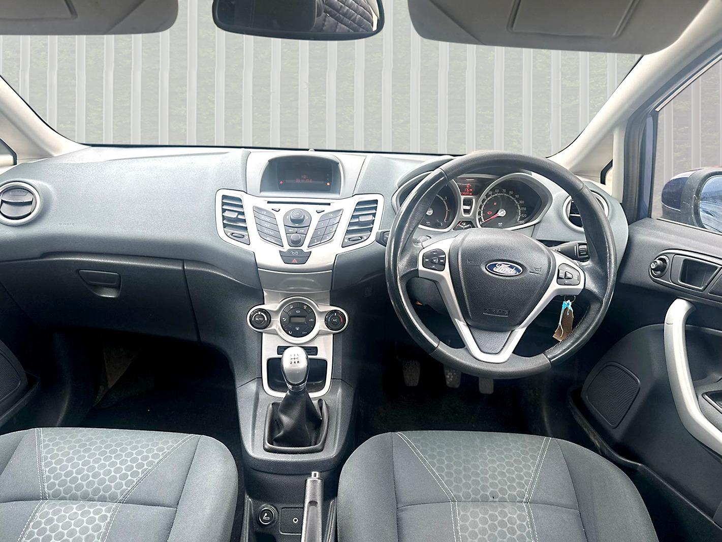 Ford Fiesta 1.4 Titanium Hatchback 5dr Petrol Manual (133 g/km, 94 bhp)