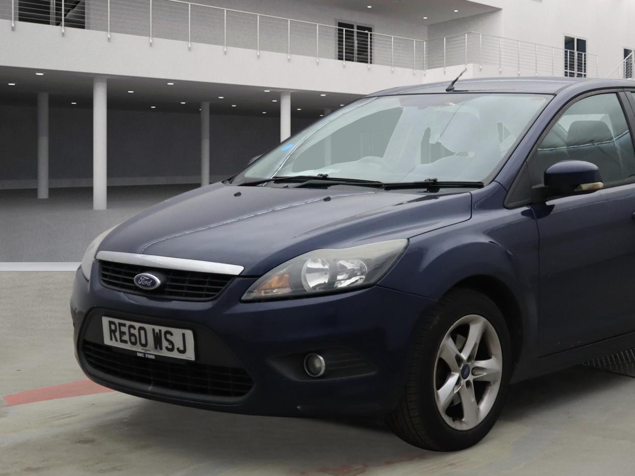 Ford Focus 1.6 Zetec Hatchback 5dr Petrol Automatic (184 g/km, 99 bhp)
