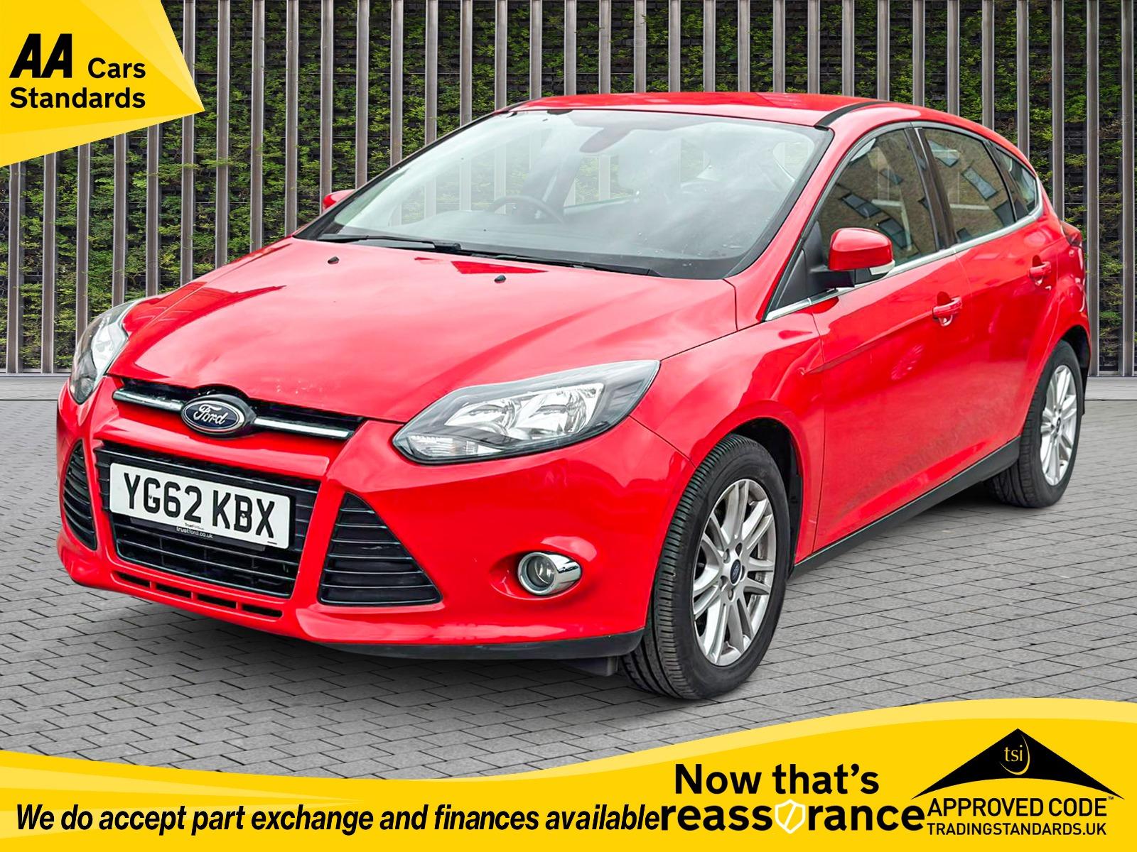 Ford Focus 1.6 Titanium Hatchback 5dr Petrol Powershift Euro 5 (125 ps)