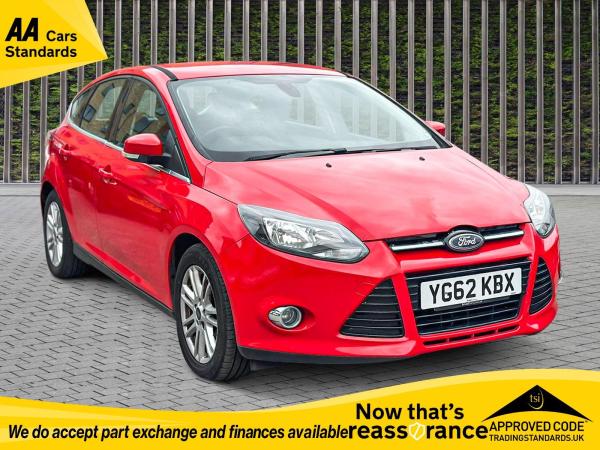 Ford Focus 1.6 Titanium Hatchback 5dr Petrol Powershift Euro 5 (125 ps)