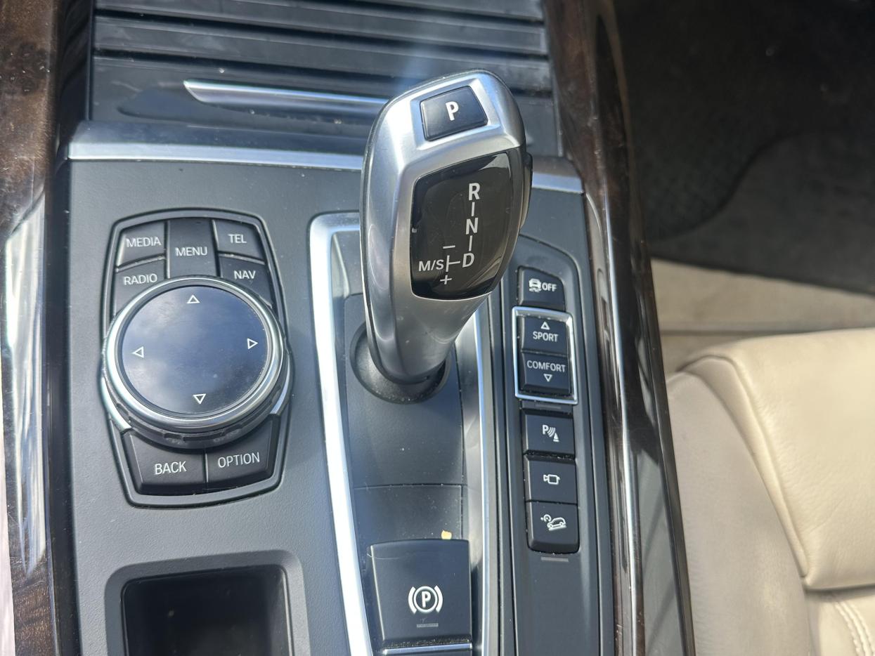 BMW X5 4.4 50i V8 SE SUV 5dr Petrol Auto xDrive Euro 6 (s/s) (449 ps)