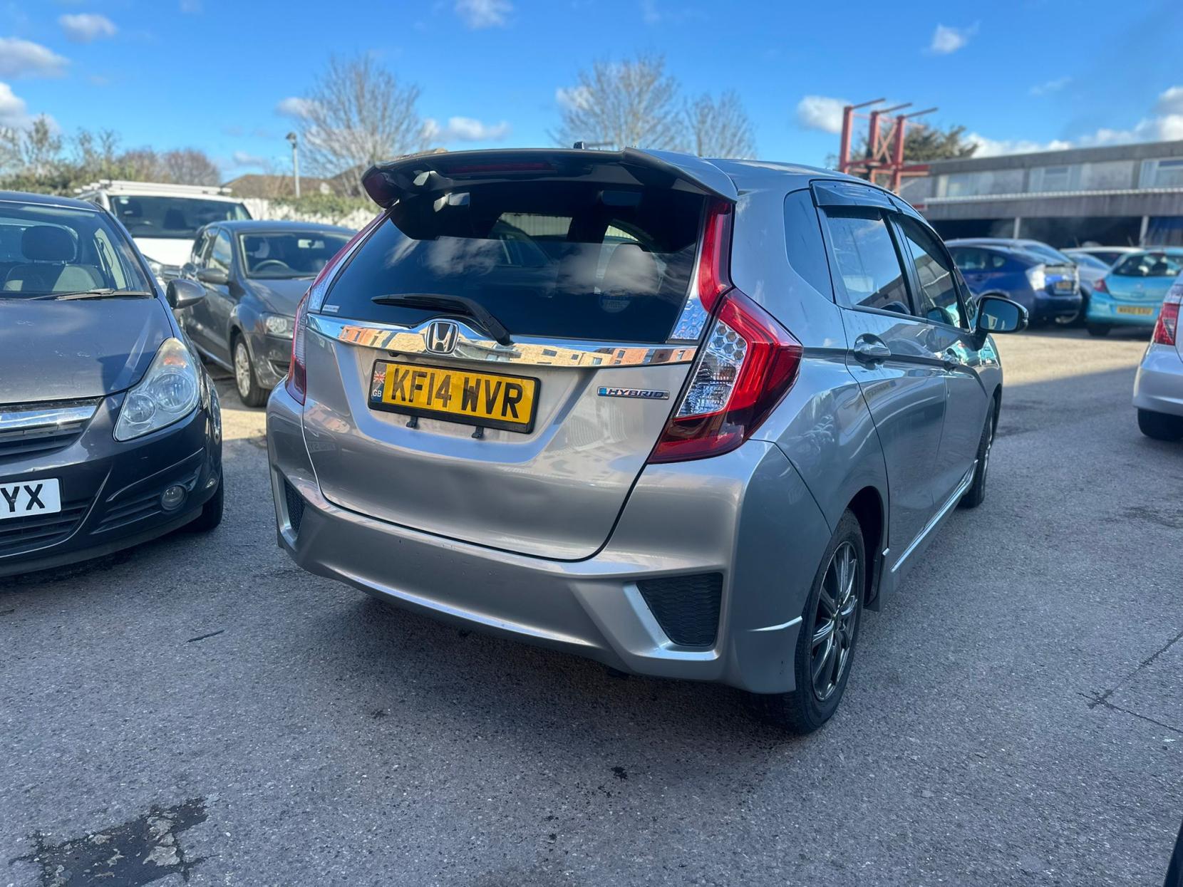 Honda Jazz 1.5 i-VTEC ES Plus Hatchback 5dr Petrol CVT Euro 5 (99 ps)