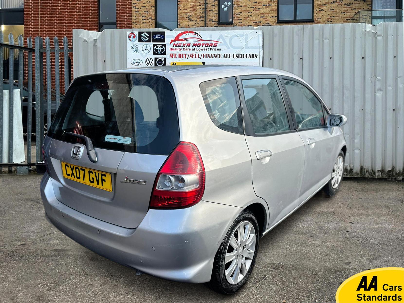 Honda Jazz 1.4 i-DSI SE Hatchback 5dr Petrol CVT-7 (139 g/km, 82 bhp)