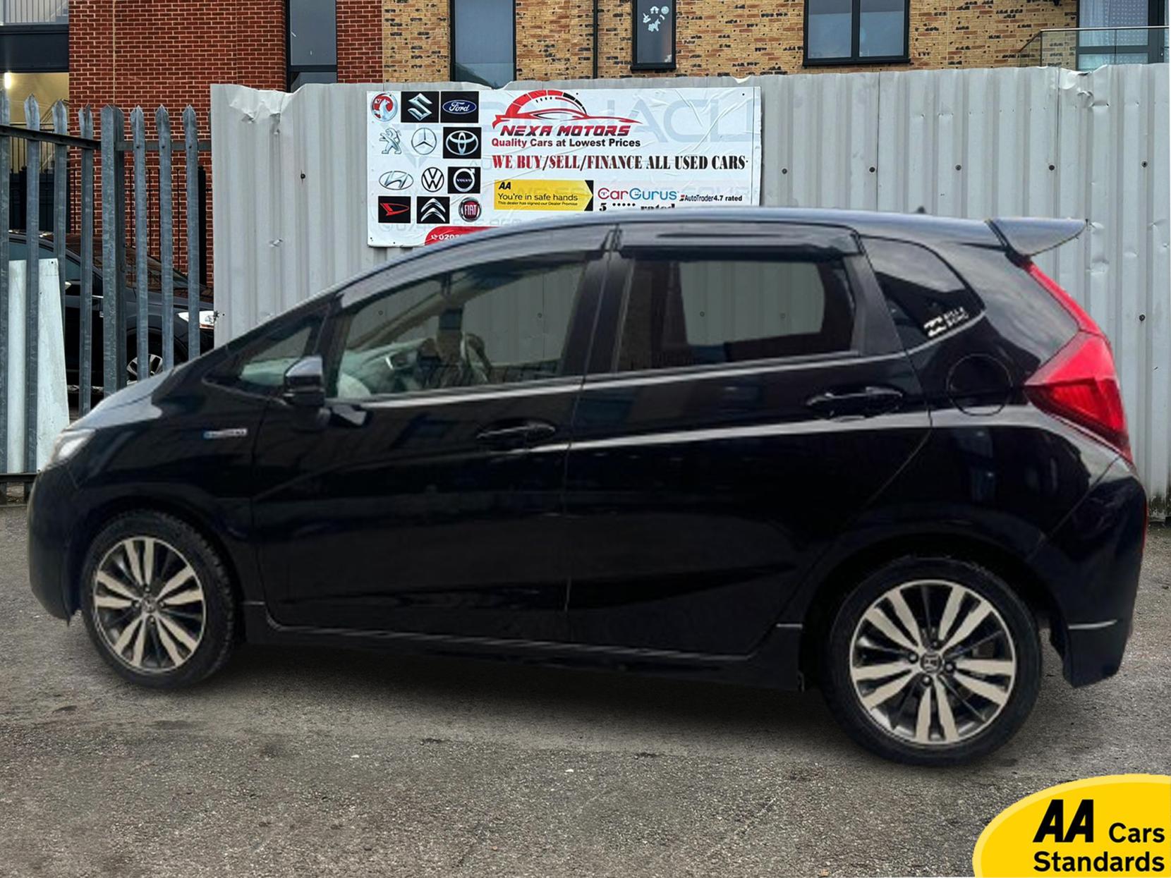 Honda Jazz 1.5 i-VTEC ES Plus Hatchback 5dr Petrol CVT Euro 5 (99 ps)