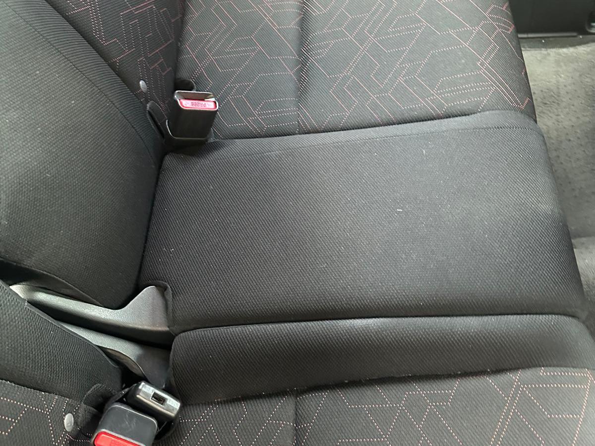 Honda Jazz 1.5 i-VTEC ES Plus Hatchback 5dr Petrol CVT Euro 5 (99 ps)