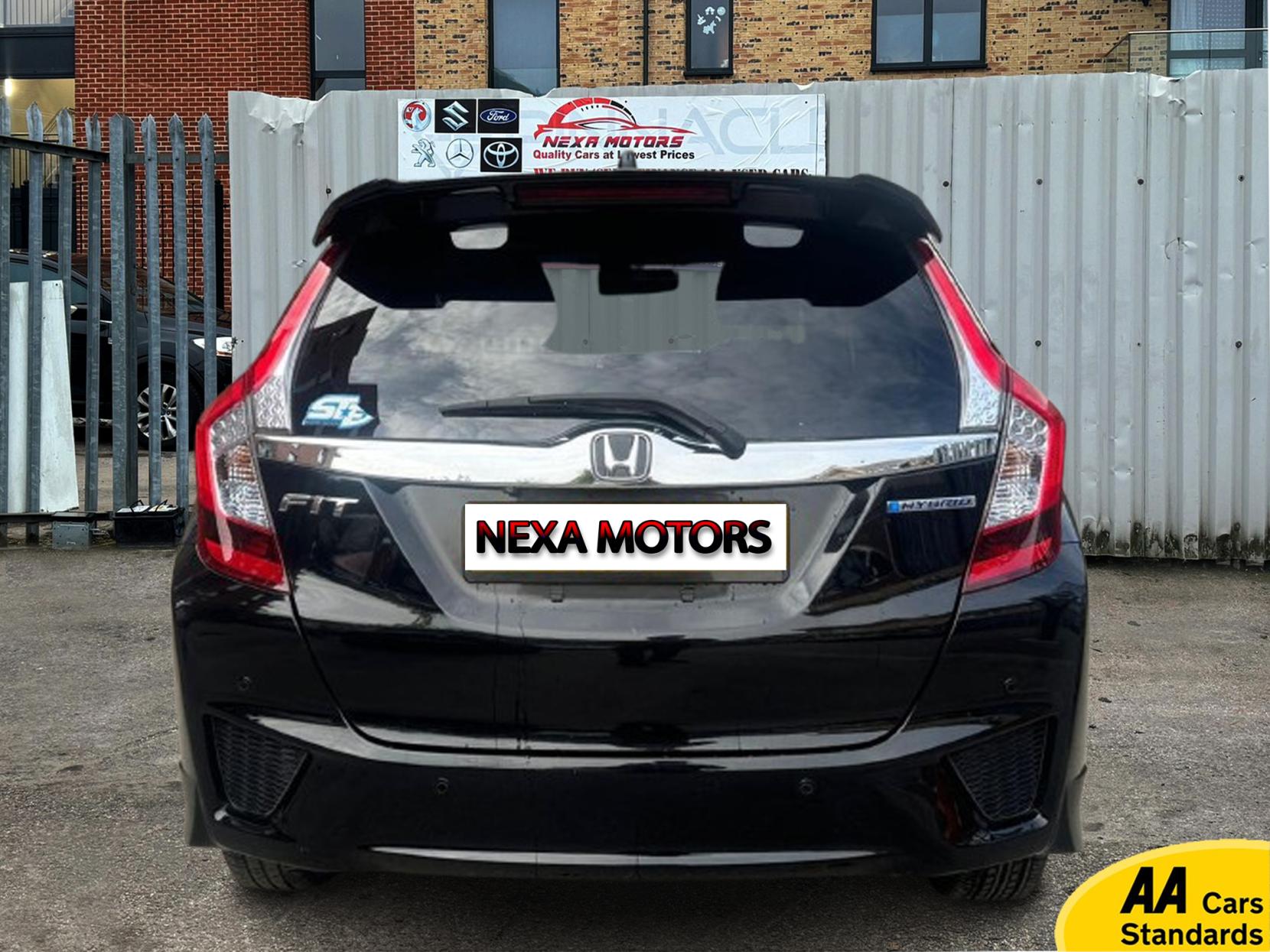 Honda Jazz 1.5 i-VTEC ES Plus Hatchback 5dr Petrol CVT Euro 5 (99 ps)