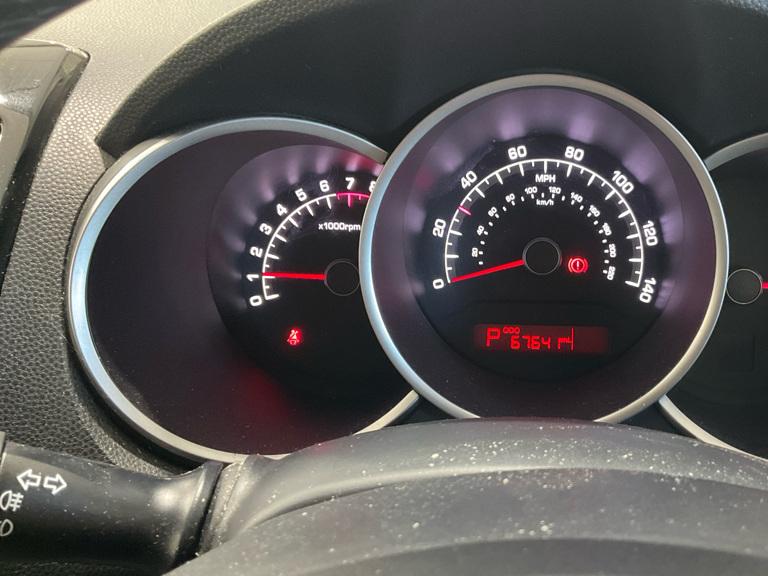 Kia Venga 1.6 3 MPV 5dr Petrol Auto Euro 6 (123 bhp)