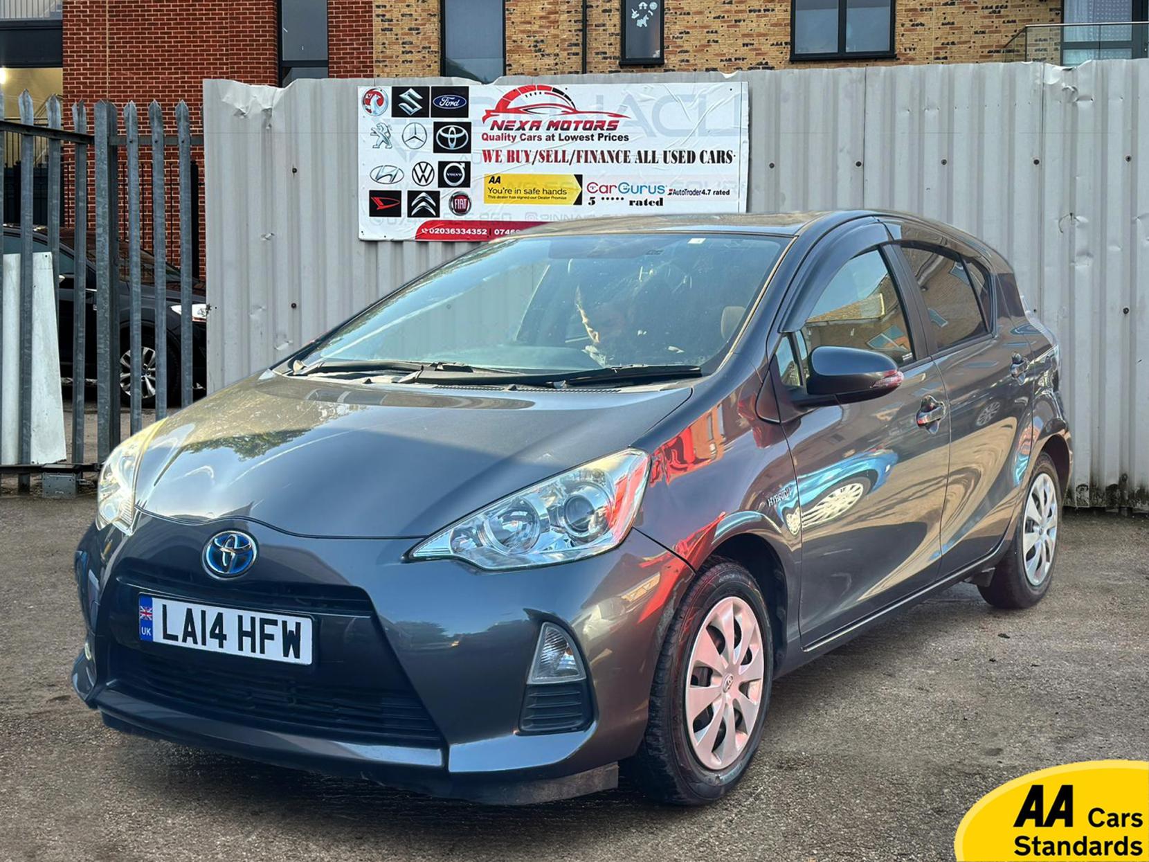 Toyota Yaris  1.5 i-VTEC ES Plus Hatchback 5dr Petrol CVT Euro 5 (99 ps) 1.5 5dr Petrol Hybrid 2014