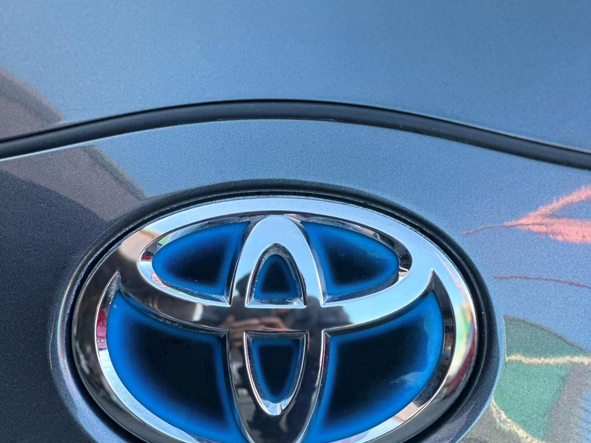 Toyota Yaris  1.5 i-VTEC ES Plus Hatchback 5dr Petrol CVT Euro 5 (99 ps) 1.5 5dr Petrol Hybrid 2014