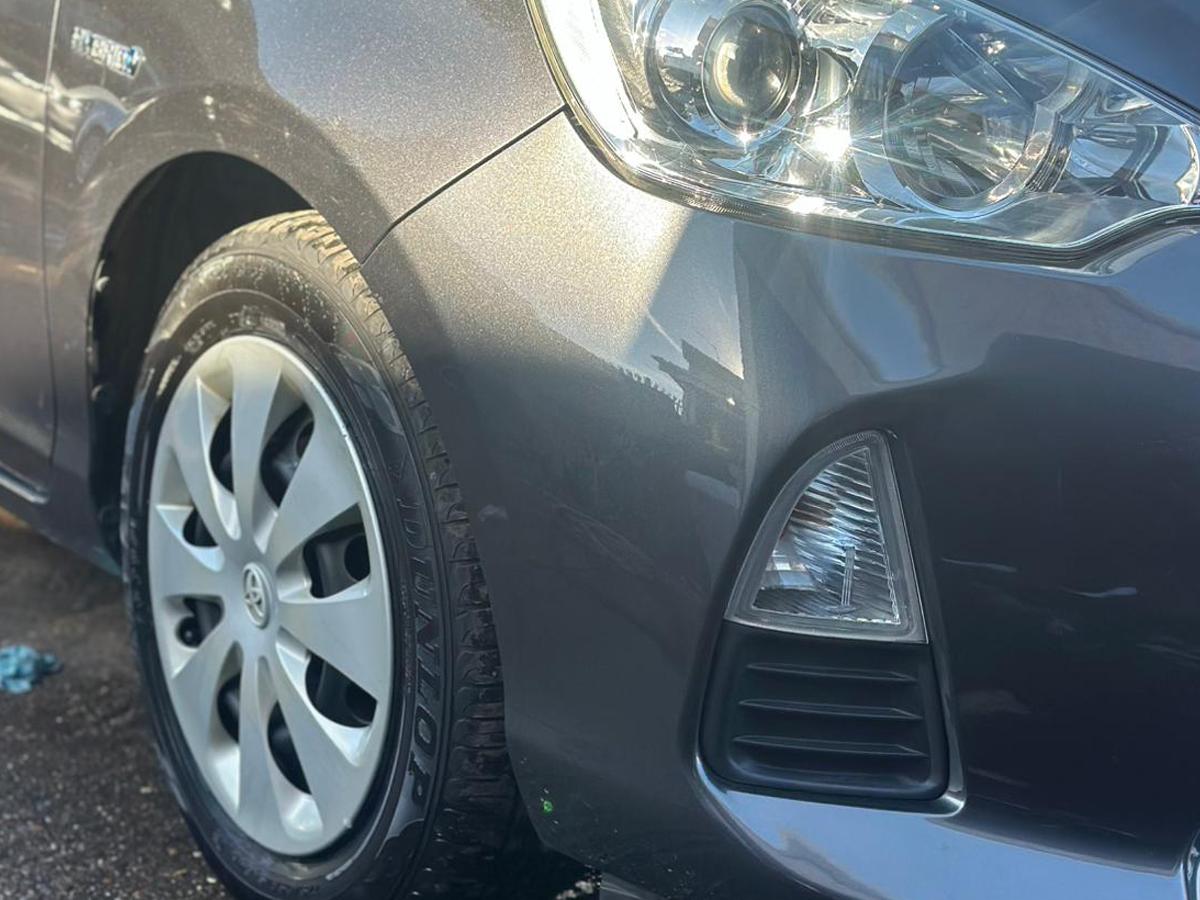 Toyota Yaris  1.5 i-VTEC ES Plus Hatchback 5dr Petrol CVT Euro 5 (99 ps) 1.5 5dr Petrol Hybrid 2014