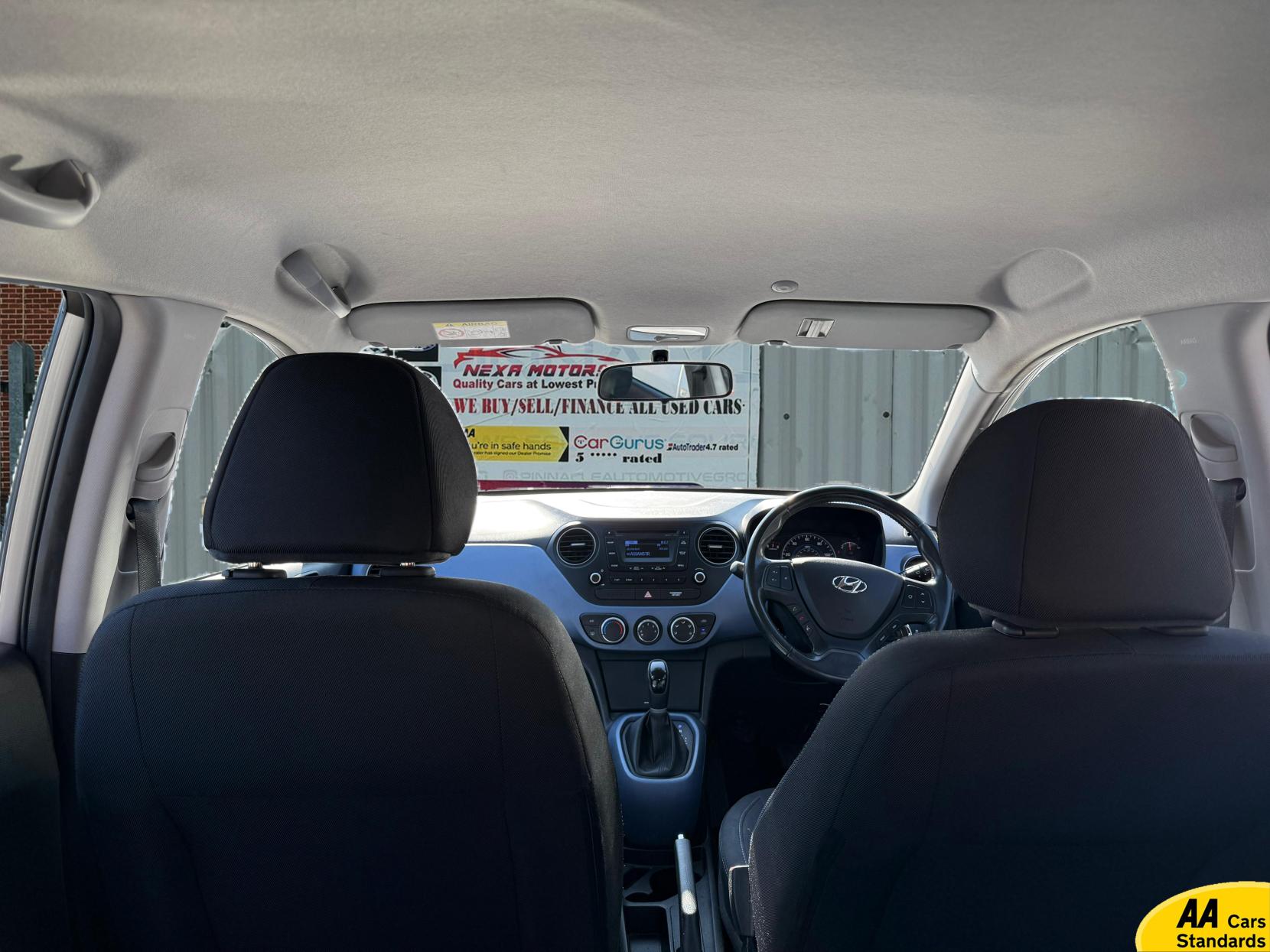 Hyundai i10 1.2 Premium Hatchback 5dr Petrol Auto Euro 6 (87 ps)