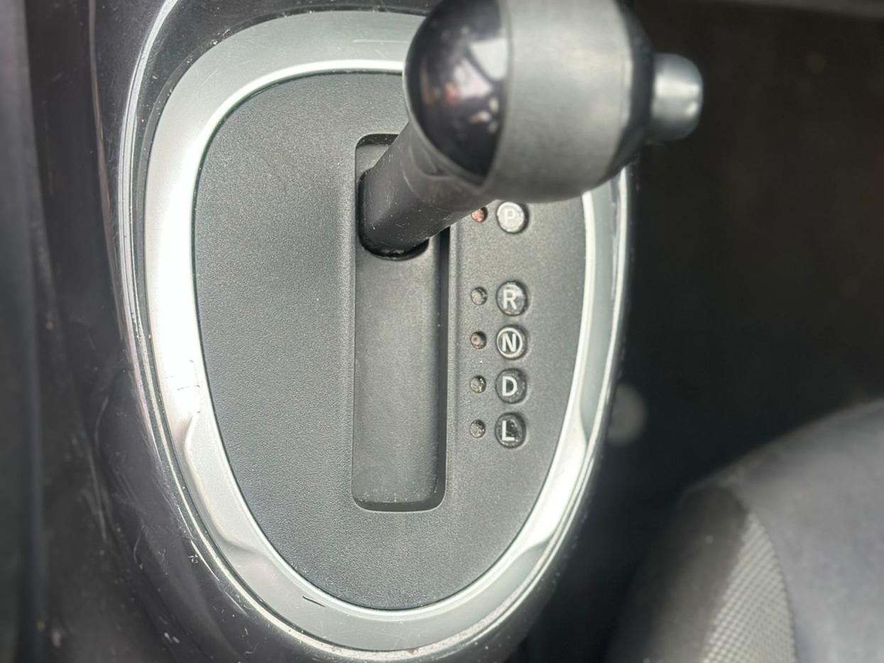 Nissan Juke 1.6 N-Connecta SUV 5dr Petrol XTRON Euro 6 (117 ps)