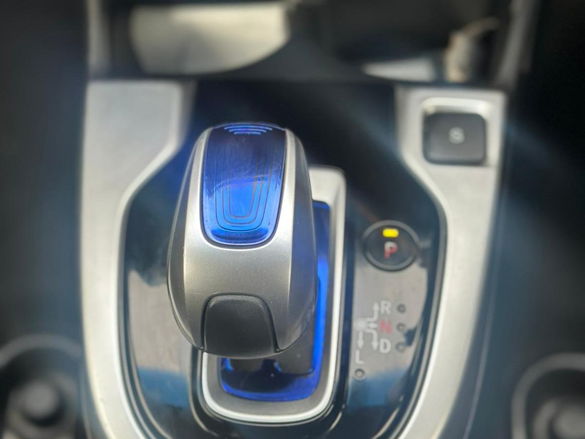 Honda Jazz 1.5 i-VTEC ES Plus Hatchback 5dr Petrol CVT Euro 5 (99 ps)