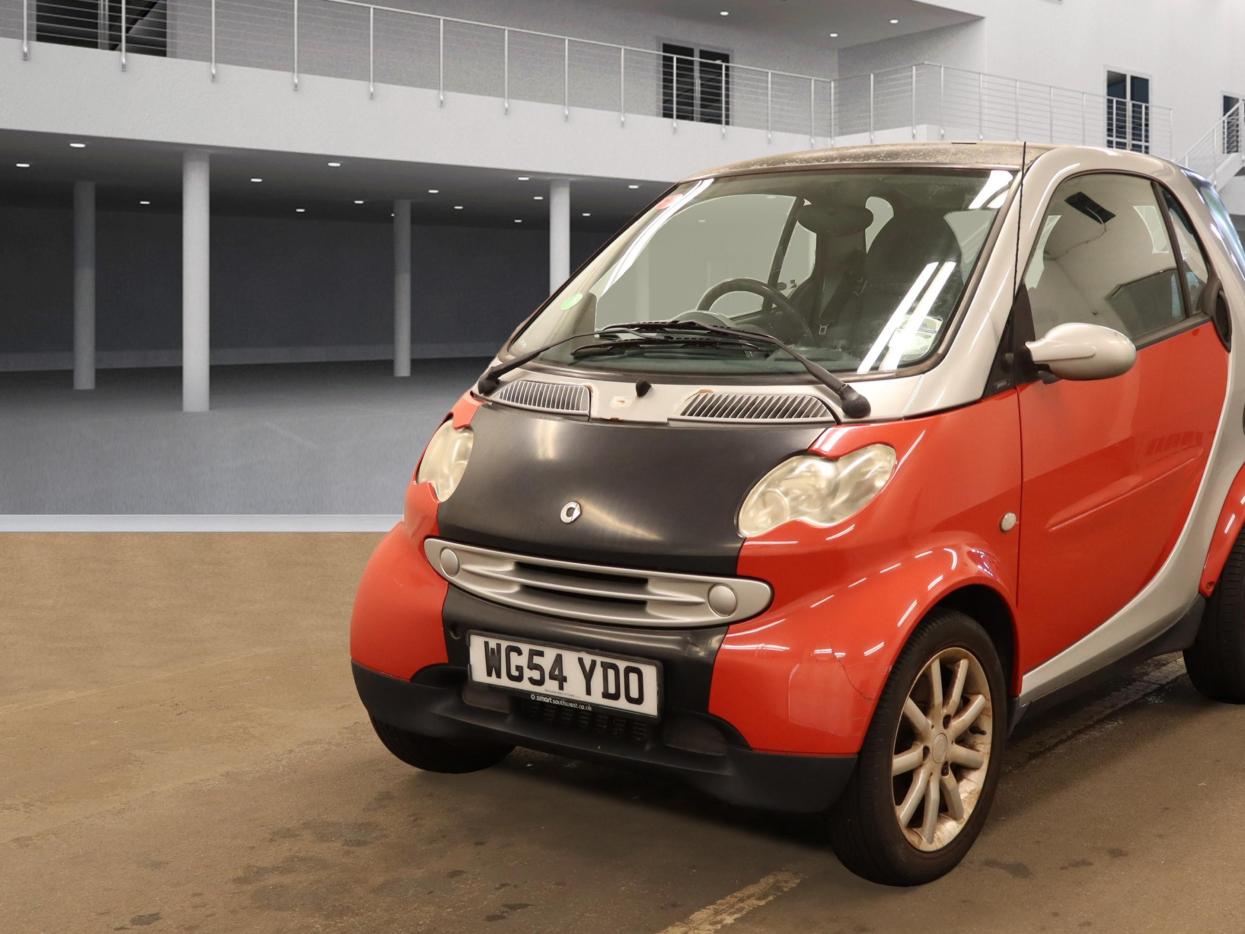 Smart fortwo 0.7 City Passion Hatchback 3dr Petrol Automatic (113 g/km, 61 bhp)