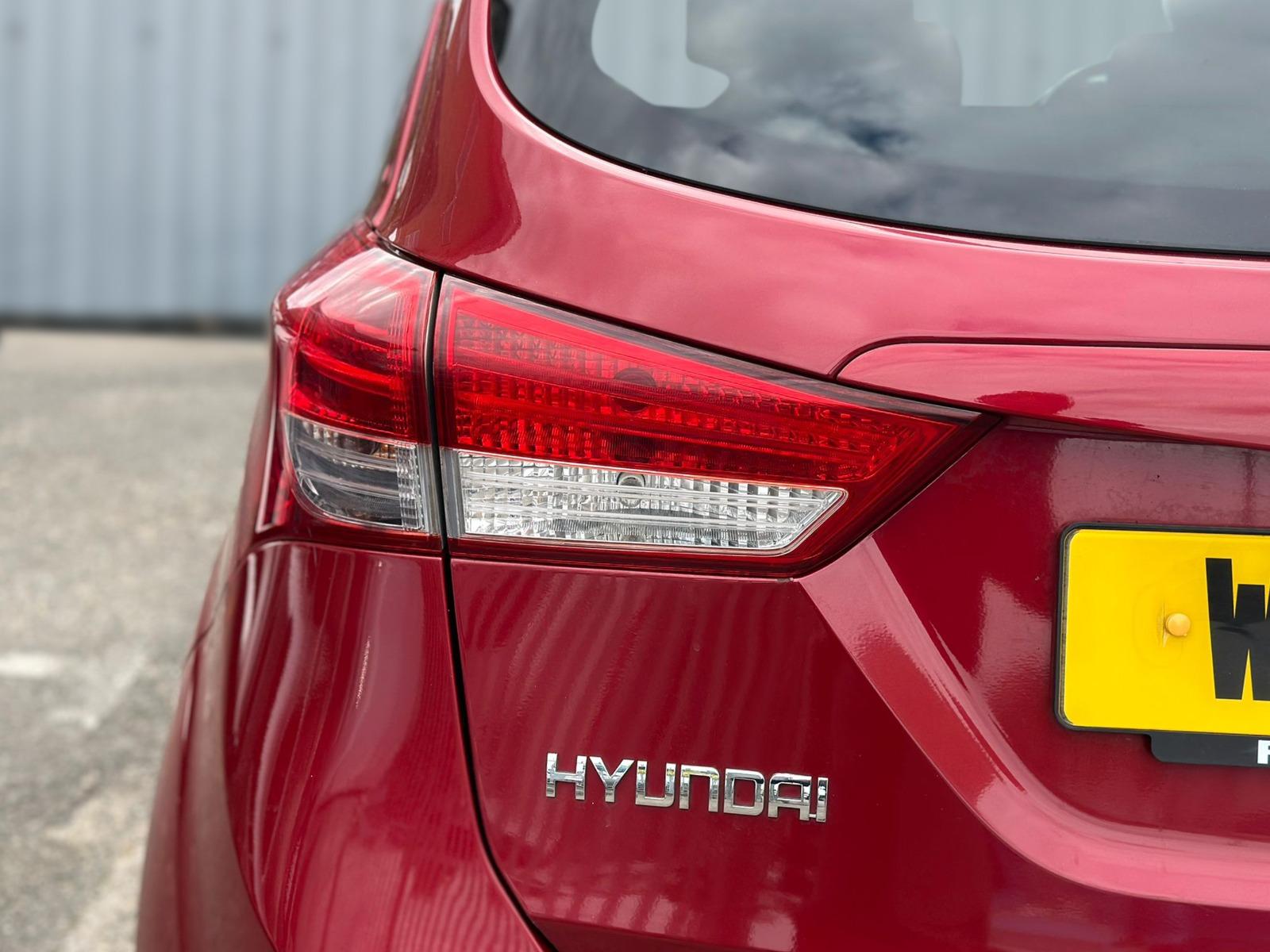 Hyundai ix20 1.6 Style Hatchback 5dr Petrol Auto Euro 5 (123 bhp)