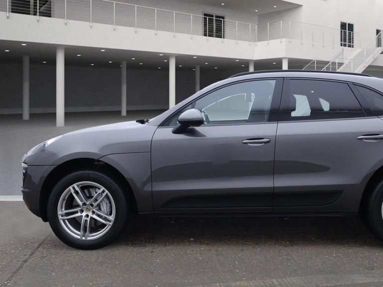 Porsche Macan 3.0 TD V6 S SUV 5dr Diesel PDK 4WD Euro 6 (s/s) (258 ps)