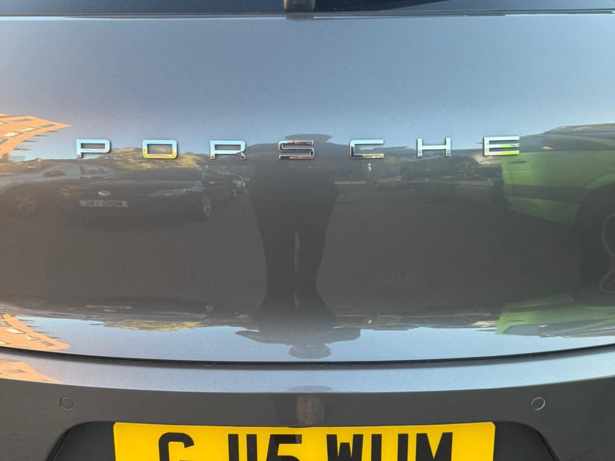 Porsche Macan 3.0 TD V6 S SUV 5dr Diesel PDK 4WD Euro 6 (s/s) (258 ps)