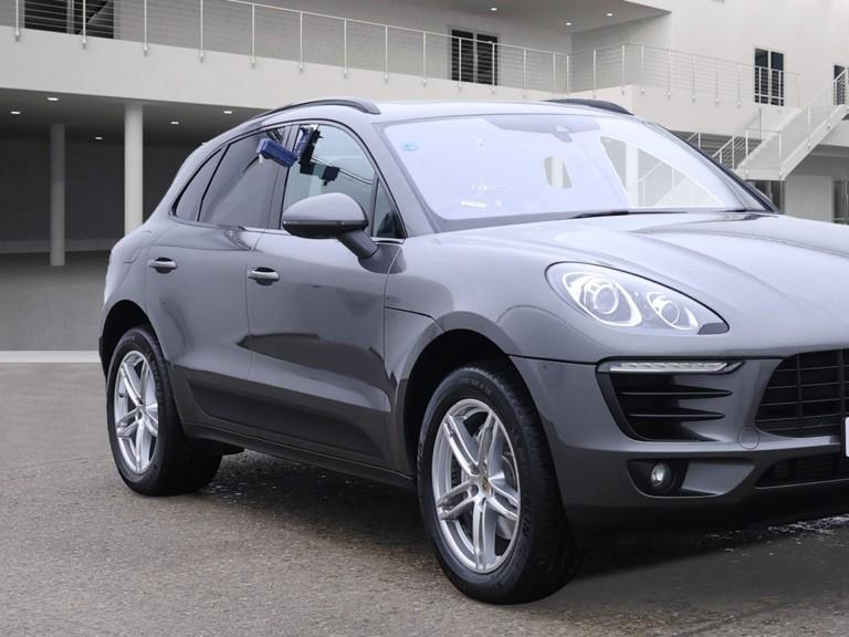Porsche Macan 3.0 TD V6 S SUV 5dr Diesel PDK 4WD Euro 6 (s/s) (258 ps)