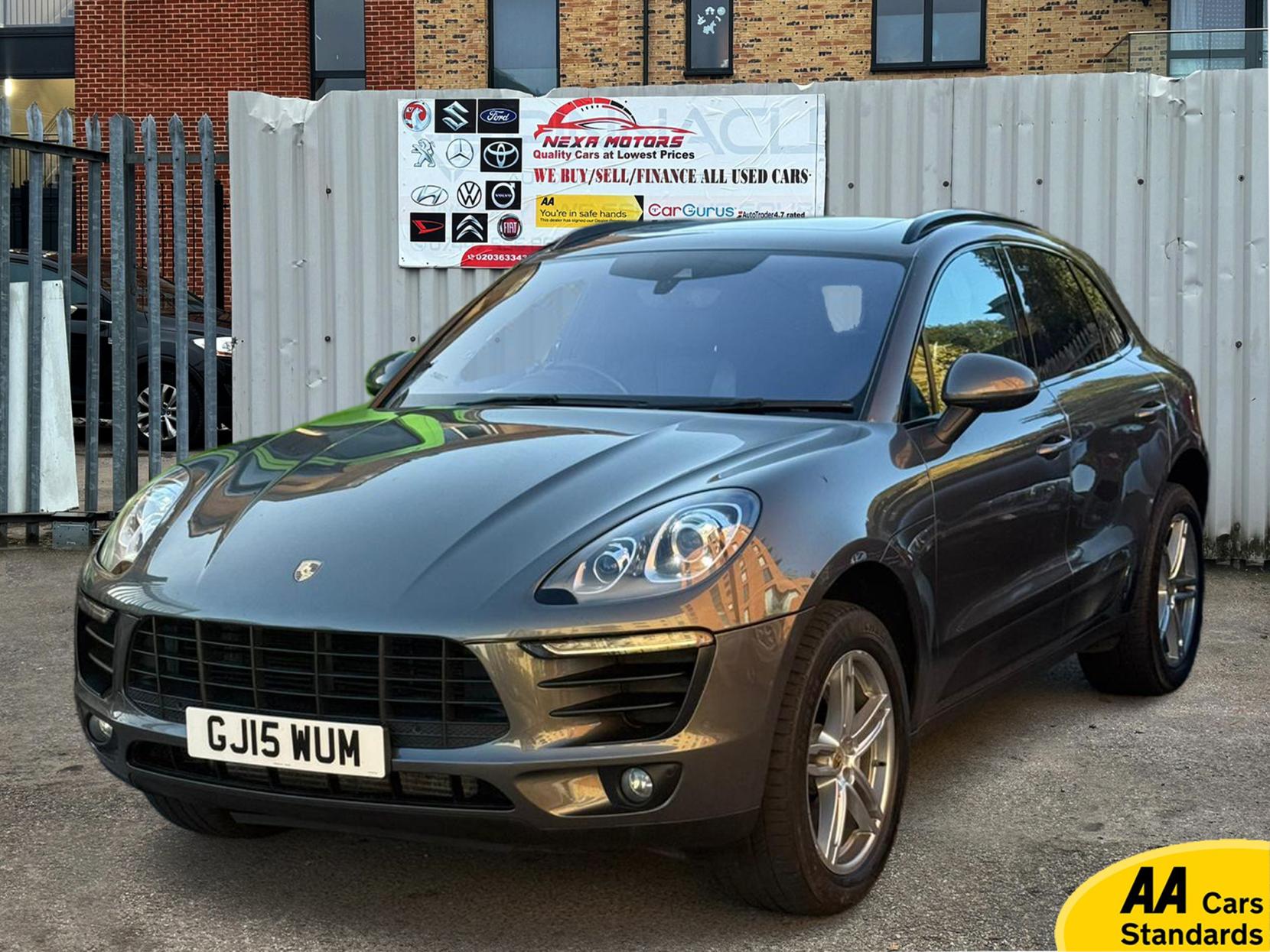 Porsche Macan 3.0 TD V6 S SUV 5dr Diesel PDK 4WD Euro 6 (s/s) (258 ps)