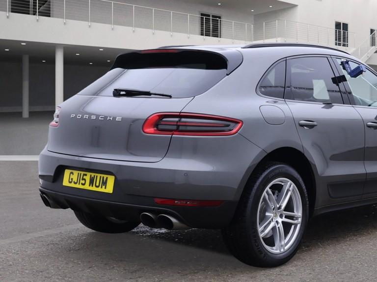 Porsche Macan 3.0 TD V6 S SUV 5dr Diesel PDK 4WD Euro 6 (s/s) (258 ps)