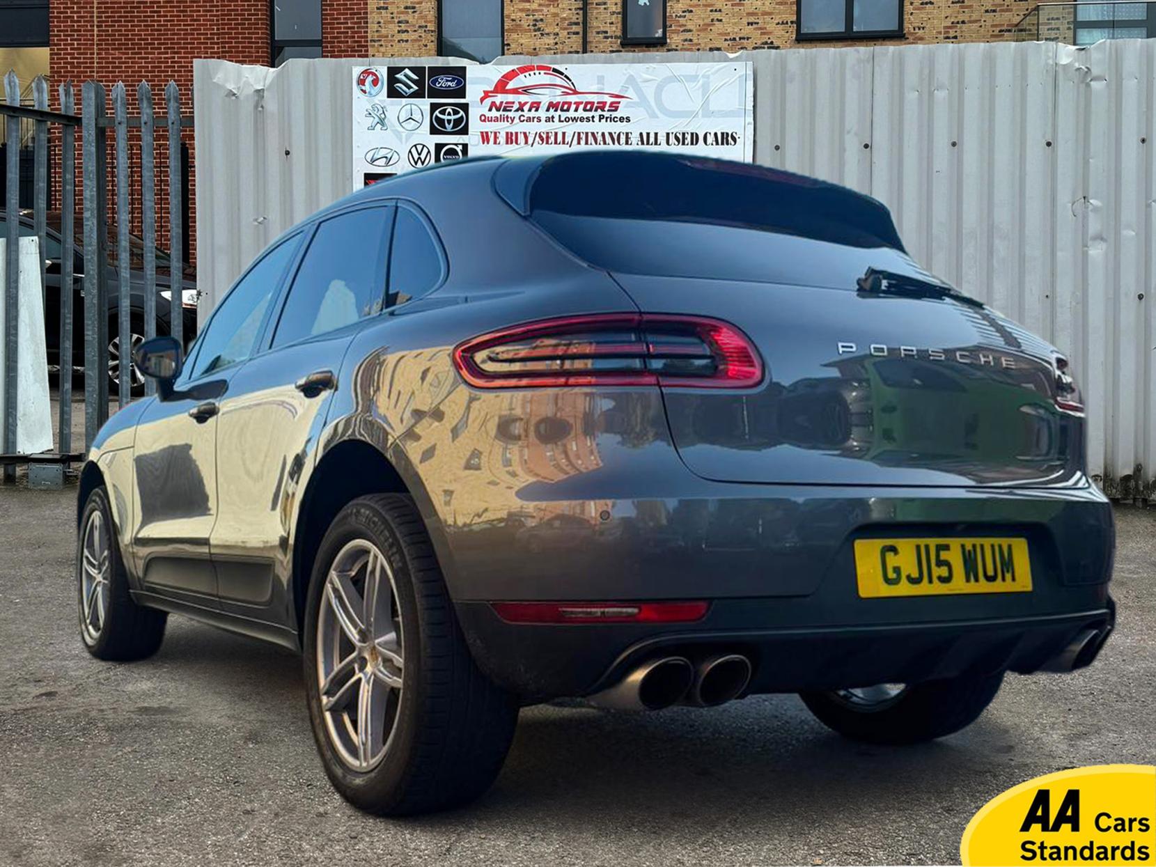 Porsche Macan 3.0 TD V6 S SUV 5dr Diesel PDK 4WD Euro 6 (s/s) (258 ps)