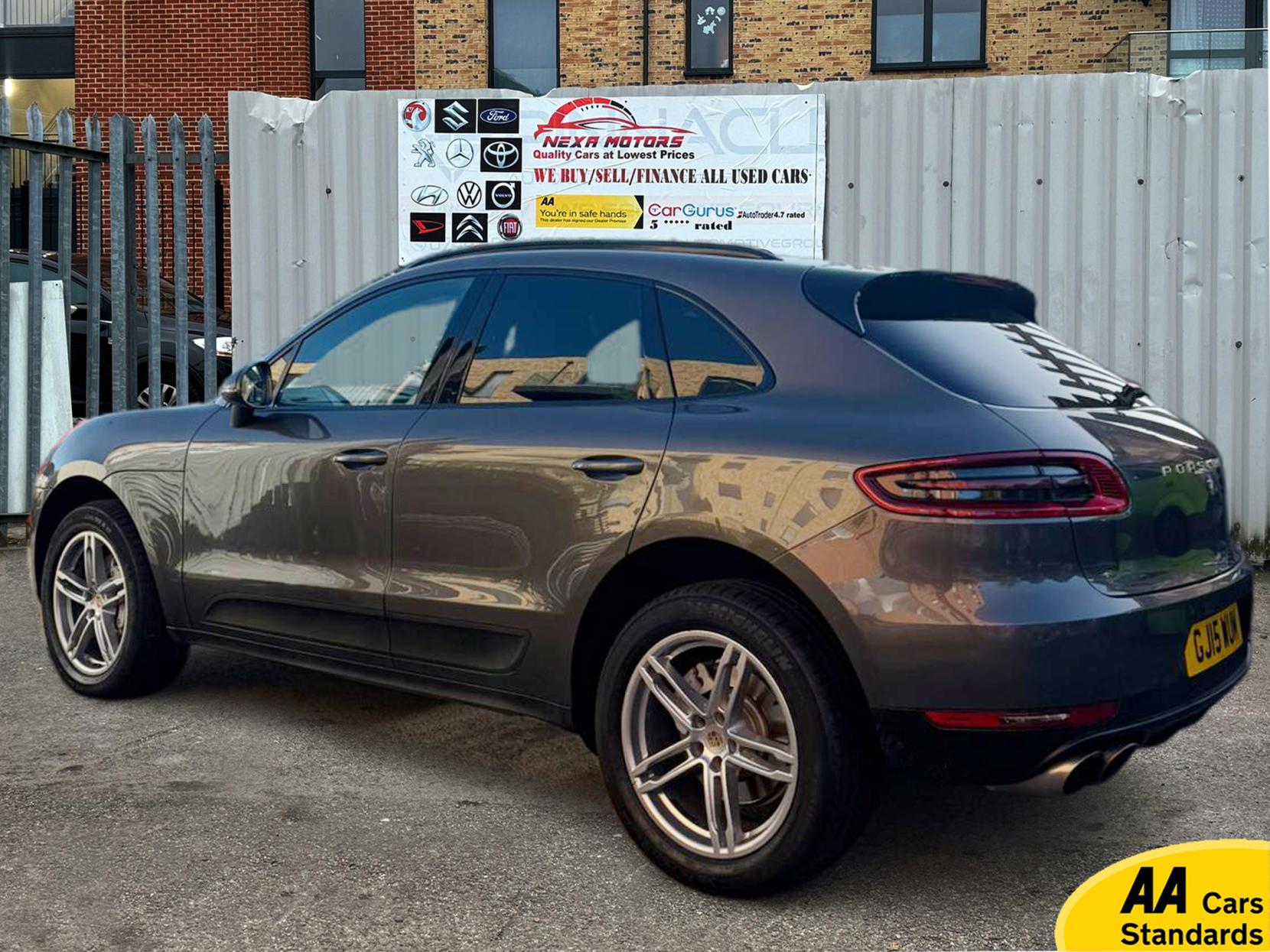 Porsche Macan 3.0 TD V6 S SUV 5dr Diesel PDK 4WD Euro 6 (s/s) (258 ps)