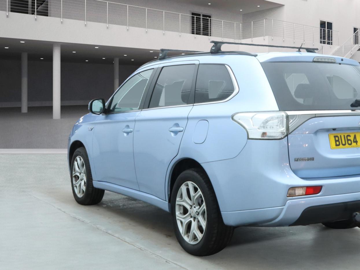 Mitsubishi Outlander 2.0h 12kWh GX4hs SUV 5dr Petrol Plug-in Hybrid CVT 4WD Euro 5 (s/s) (200 ps)
