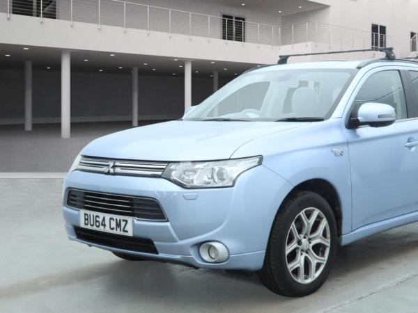 Mitsubishi Outlander 2.0h 12kWh GX4hs SUV 5dr Petrol Plug-in Hybrid CVT 4WD Euro 5 (s/s) (200 ps)